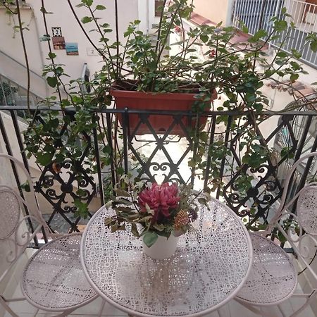 La Vie En Rose - Casa Vacanze Diamante Kültér fotó