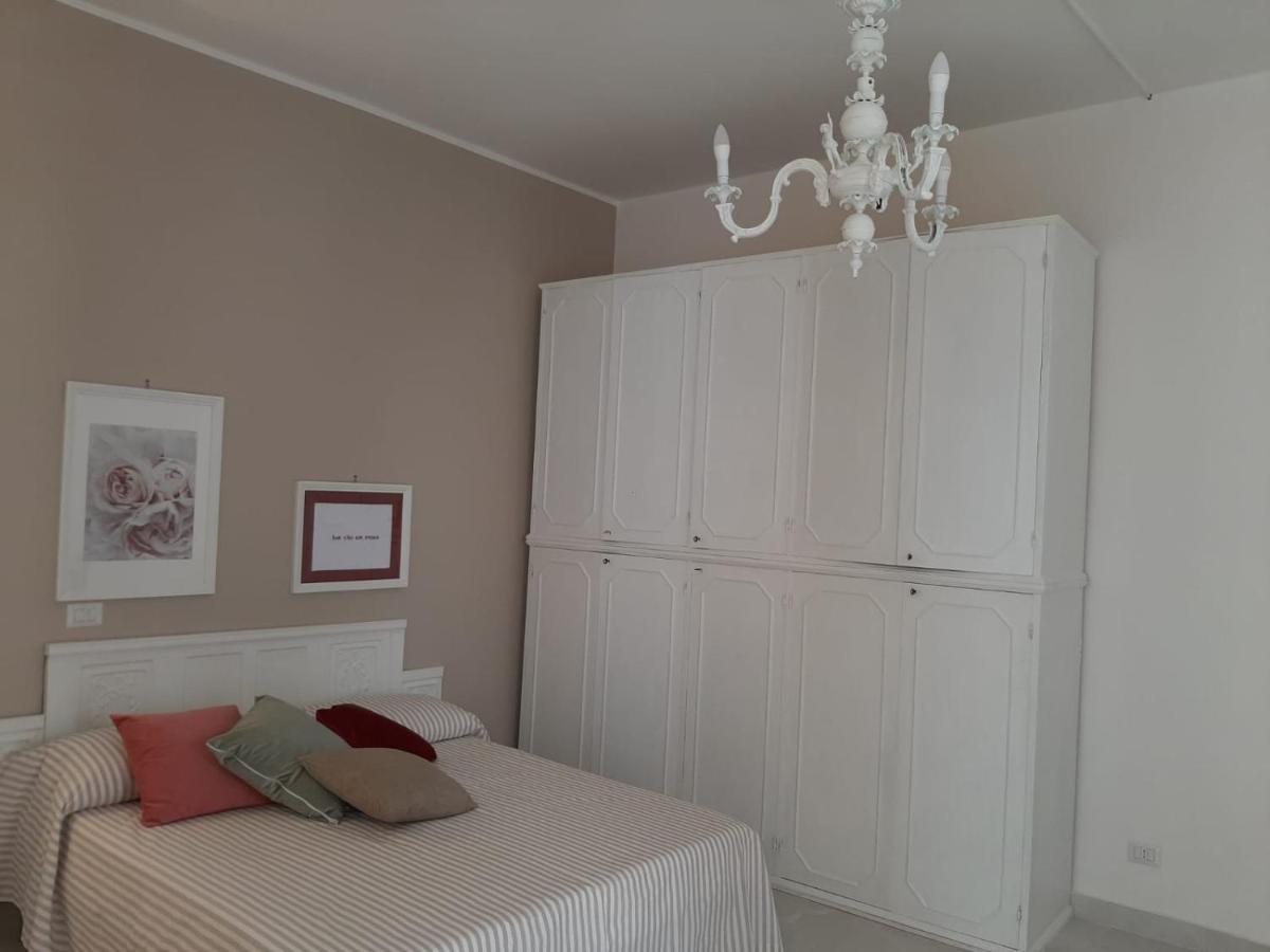 La Vie En Rose - Casa Vacanze Diamante Kültér fotó