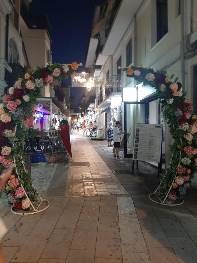 La Vie En Rose - Casa Vacanze Diamante Kültér fotó