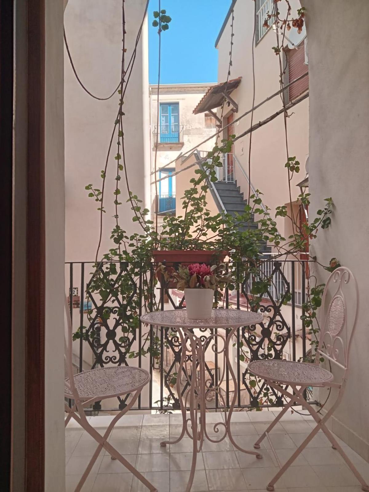 La Vie En Rose - Casa Vacanze Diamante Kültér fotó